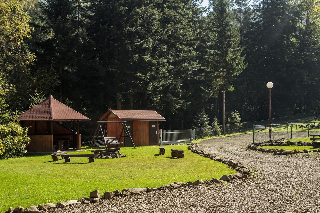 Osrodek Wypoczynkowy Iskra Hotel Piwniczna-Zdroj Exterior photo
