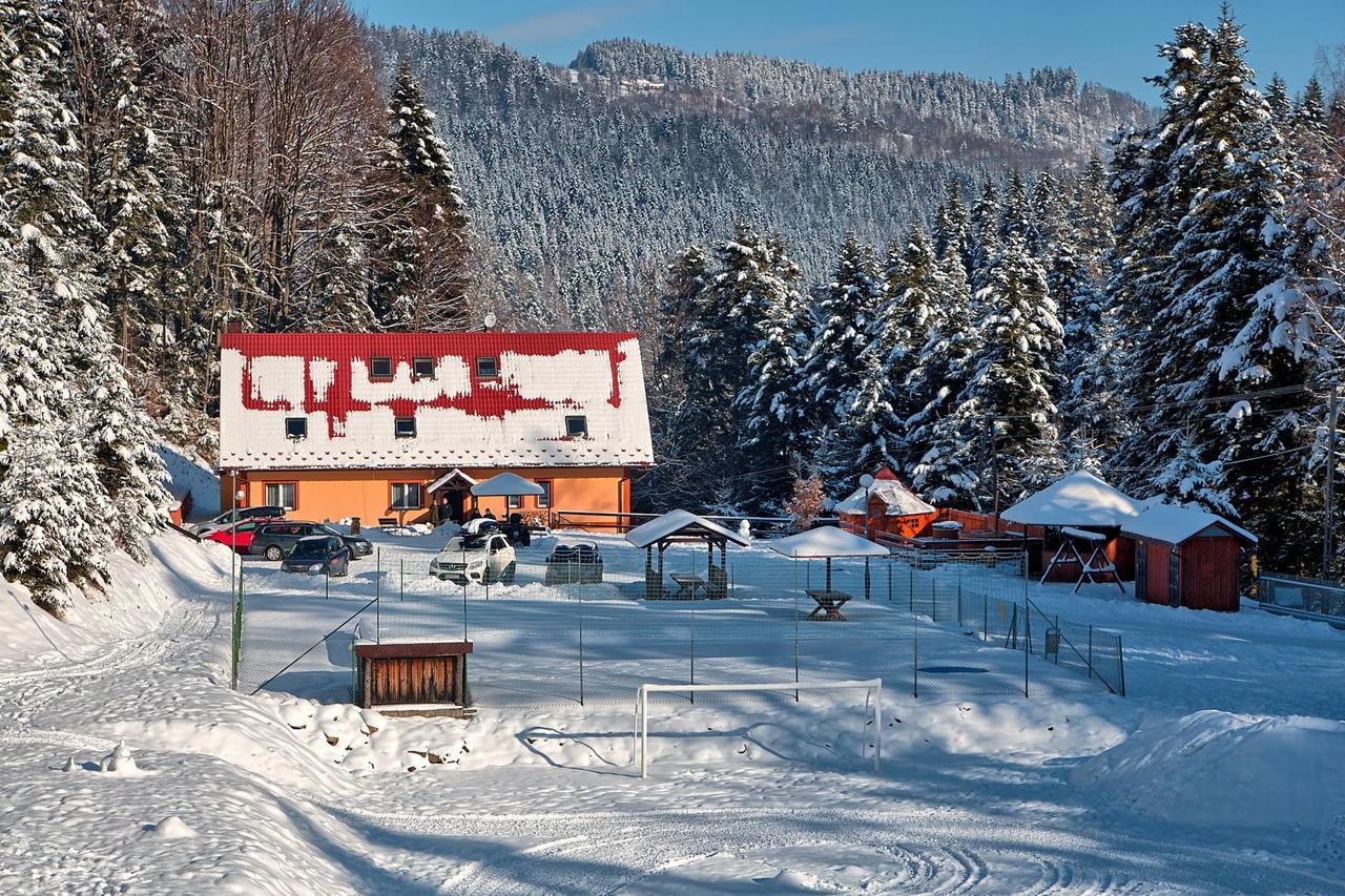 Osrodek Wypoczynkowy Iskra Hotel Piwniczna-Zdroj Exterior photo
