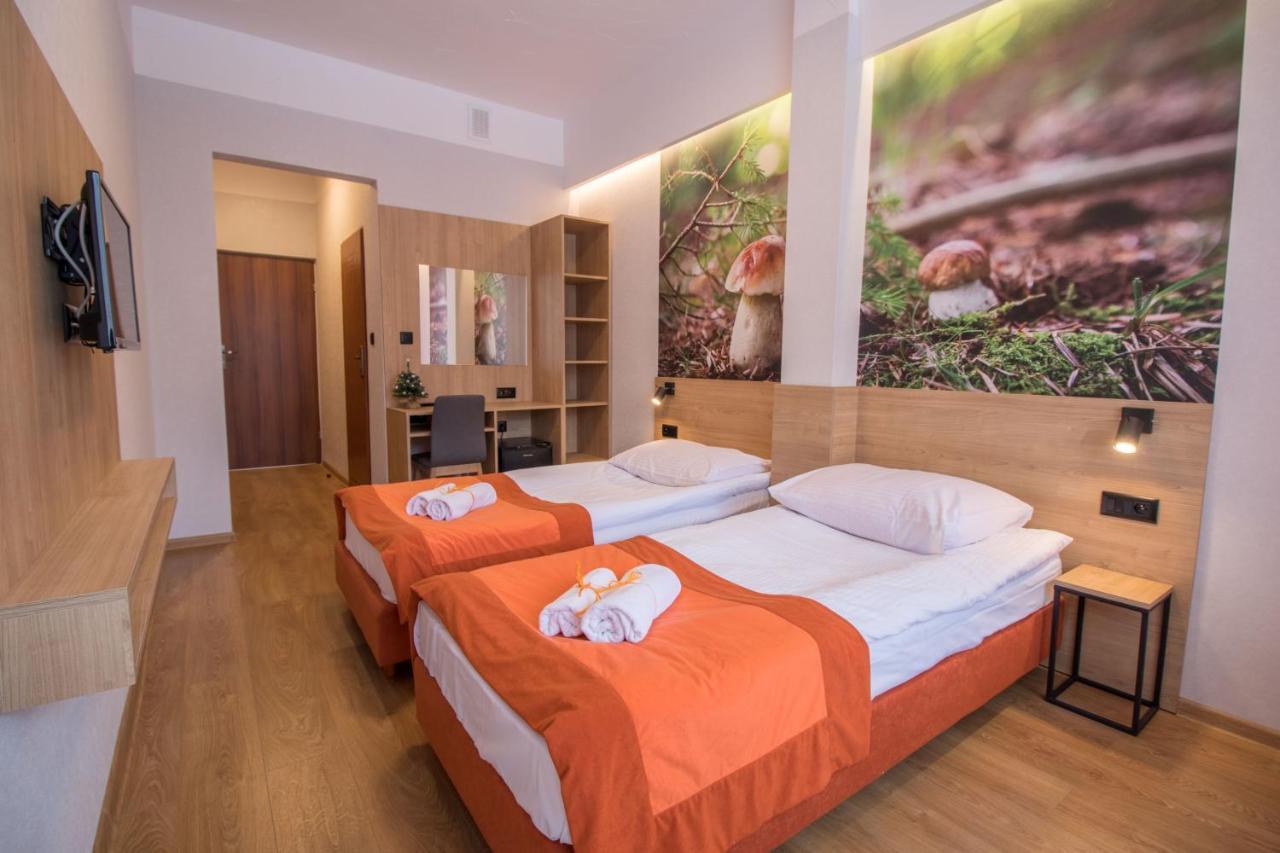Osrodek Wypoczynkowy Iskra Hotel Piwniczna-Zdroj Exterior photo