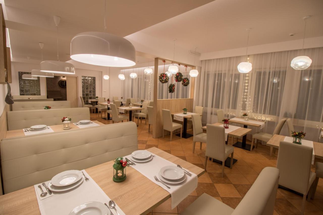 Osrodek Wypoczynkowy Iskra Hotel Piwniczna-Zdroj Exterior photo